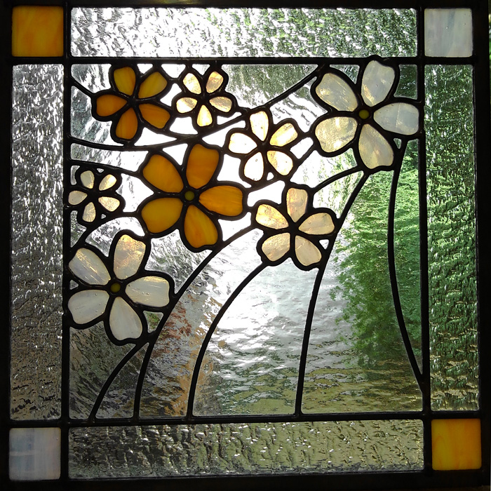 信州のログハウス「春夏秋冬」ステンドグラス - 建築用のデザイン 